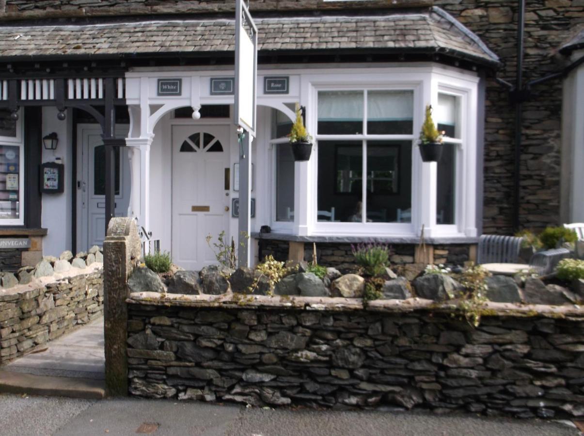 White Rose Hotel Windermere Exterior photo